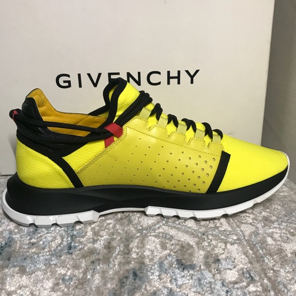 GIVENCHY Specture Runner Low Yellow Sneakers, Size 43 -US 10, Authentic, New - Picture 2 of 10